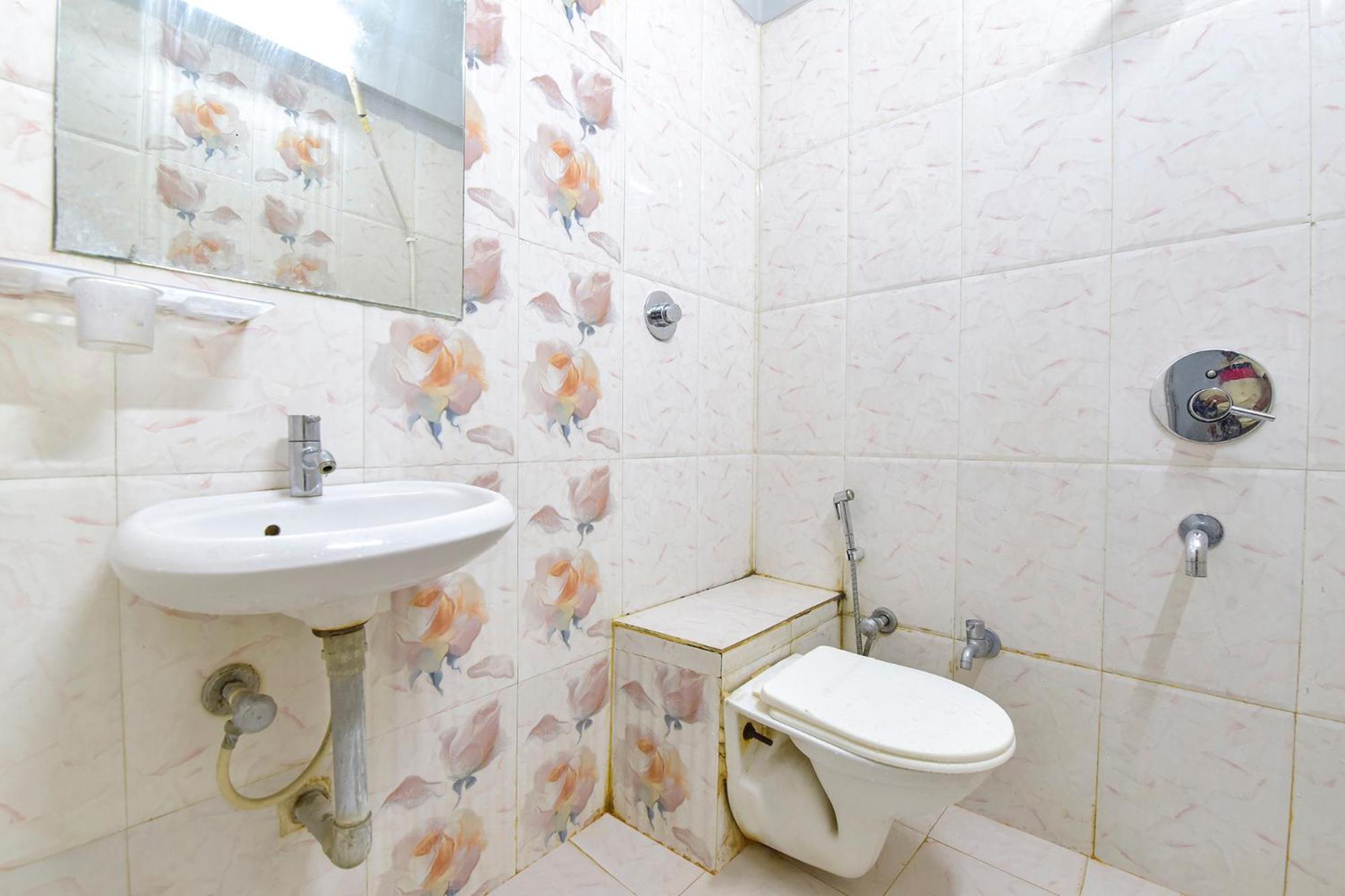 Fabhotel Raghumani Palace Ujjain Esterno foto