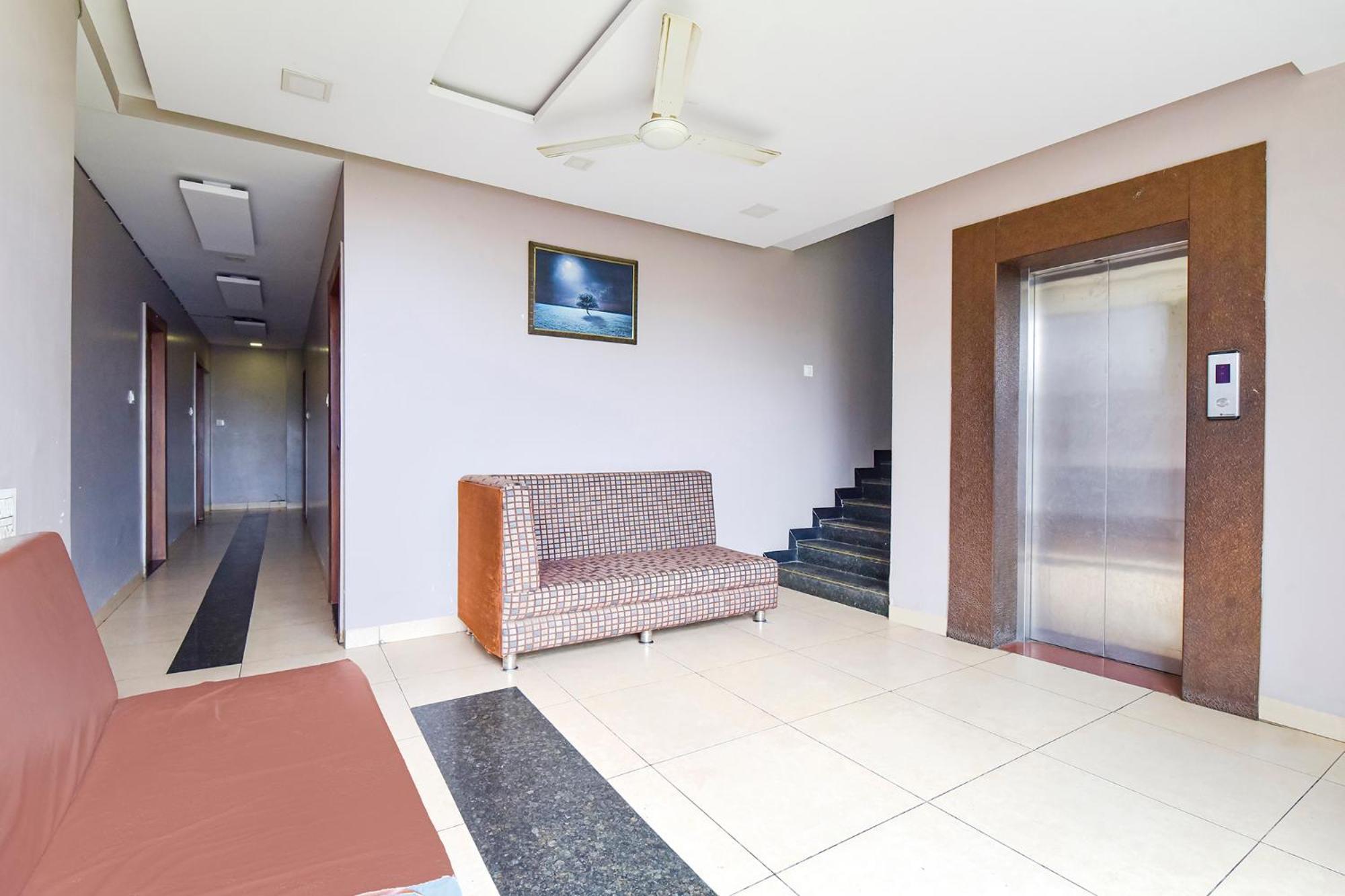 Fabhotel Raghumani Palace Ujjain Esterno foto